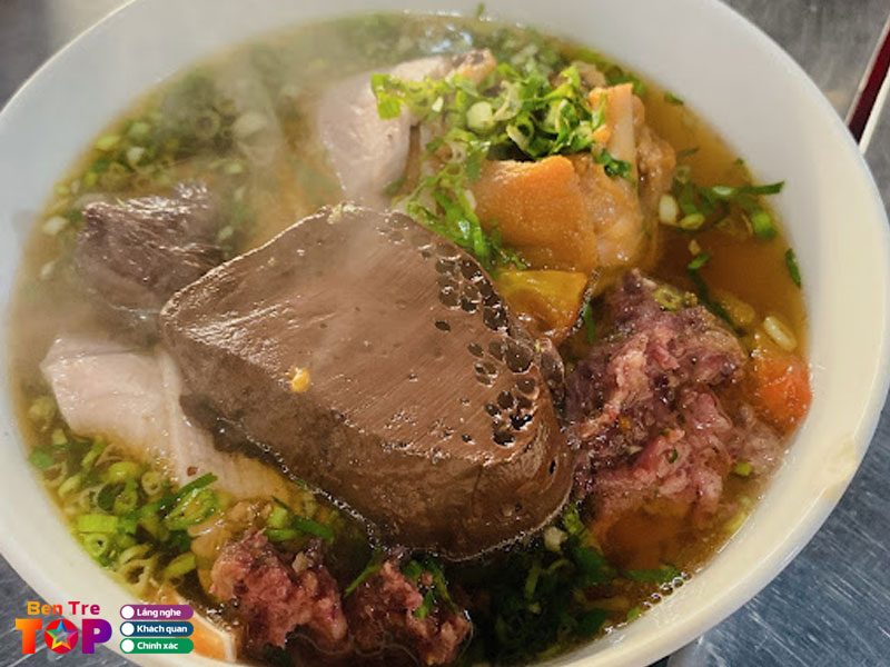 bun-rieu-phu-hung-bentretoplist