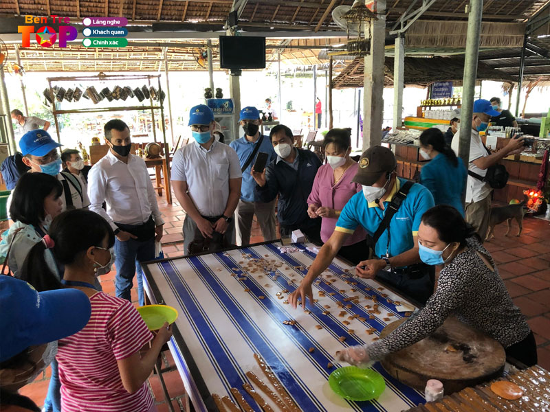 cac-hoat-dong-trai-nghiem-tai-con-phung-ben-tre-1-bentretoplist