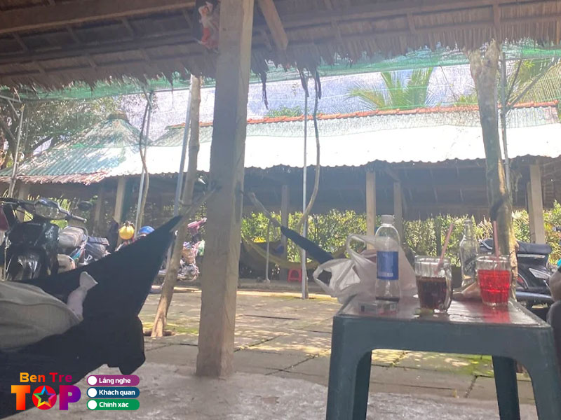 Cafe-vong-hoa-vien-1-bentretoplist