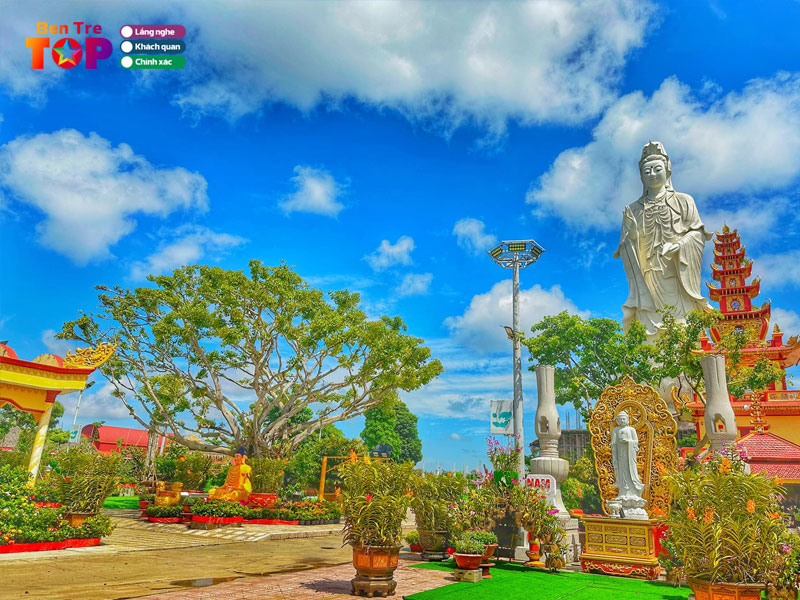 duong-den-chua-van-phuoc-ben-tre-bentretoplist