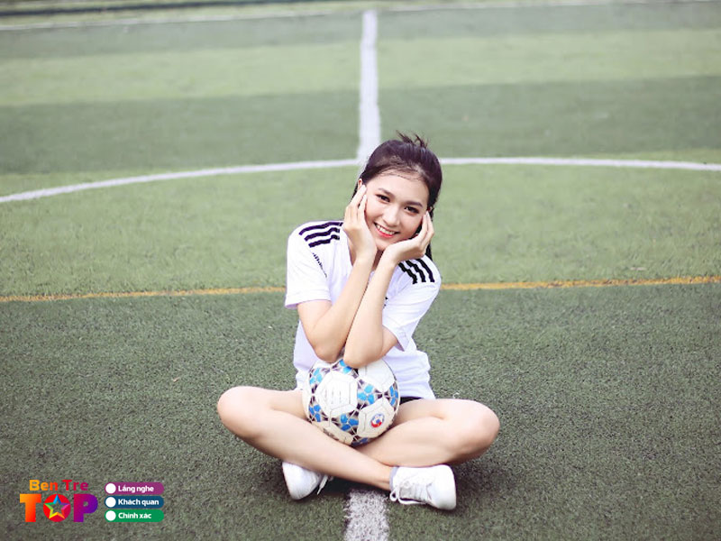 san-bong-da-co-nhan-tao-tien-thuy-bentretoplist