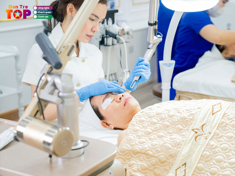 tham-my-le-hoai-bentretoplist