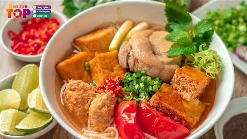 top-7-quan-bun-rieu-ben-tre-ngon-luon-tap-nap-khach-bentretoplist