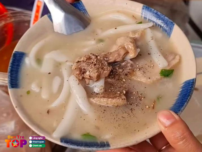 banh-canh-bot-xat-duong-so-2-bentretoplist