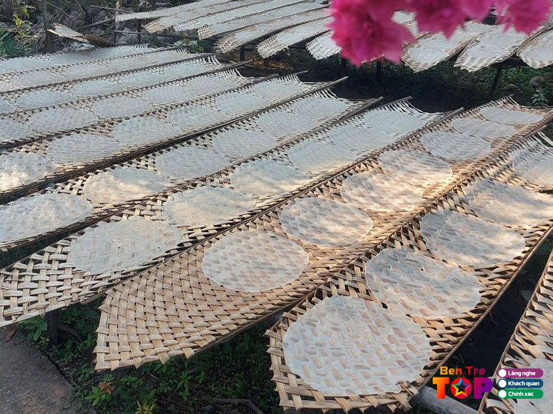 banh-trang-dua-my-long-xuan-huong-bentretoplist