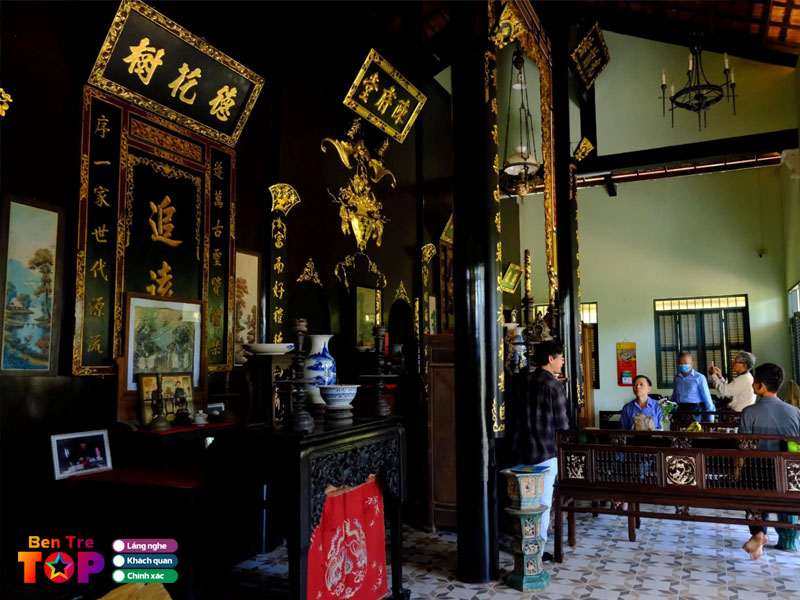 nha-co-cua-ho-tran-1-bentretoplist