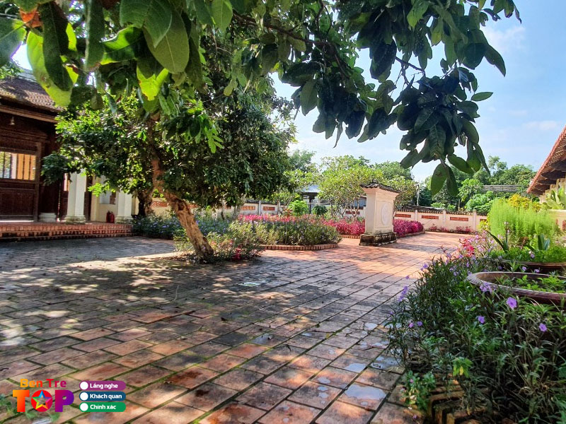 nha-co-huynh-phu-1-bentretoplist