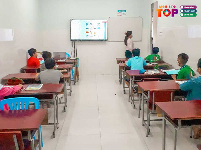 trung-tam-ngoai-ngu-efe-bentretoplist