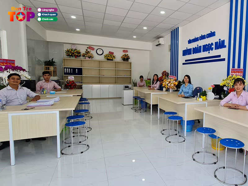 van-phong-cong-chung-huynh-doan-ngoc-han-bentretoplist