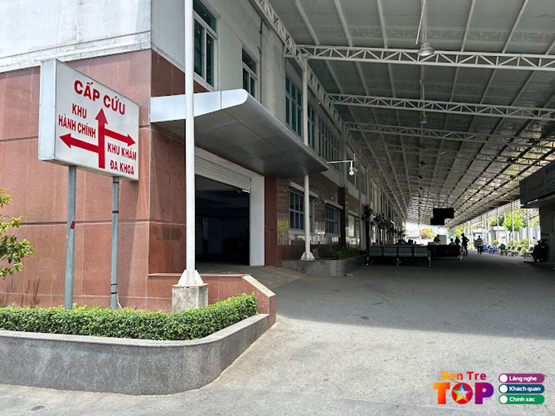 Benh-vien-nguyen-dinh-chieu-ben-tre-co-nhung-khoa-nao-bentretoplist