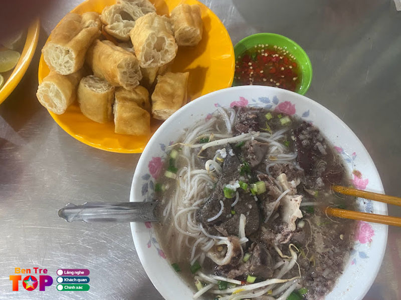 Chao-long-dem-nguyen-thi-dinh-bentretoplist