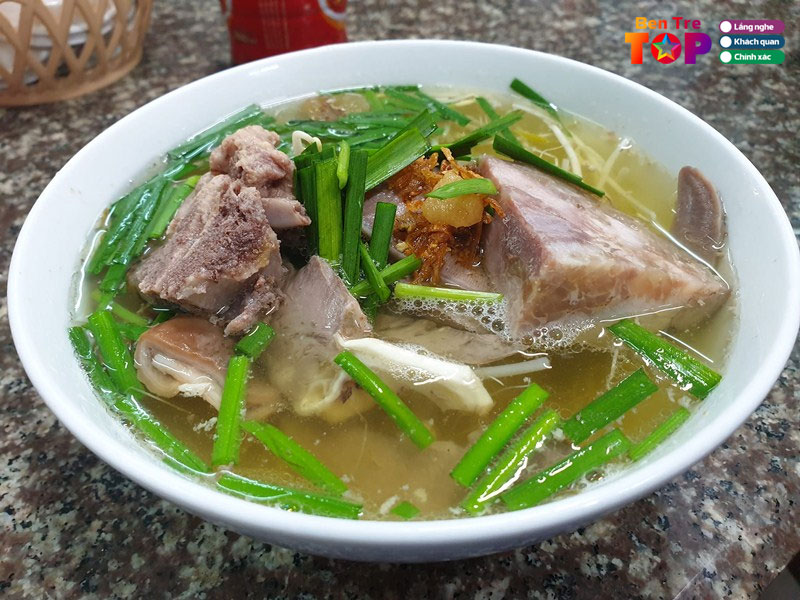 Hang-hu-tieu-pate-ben-tre-bentretoplist