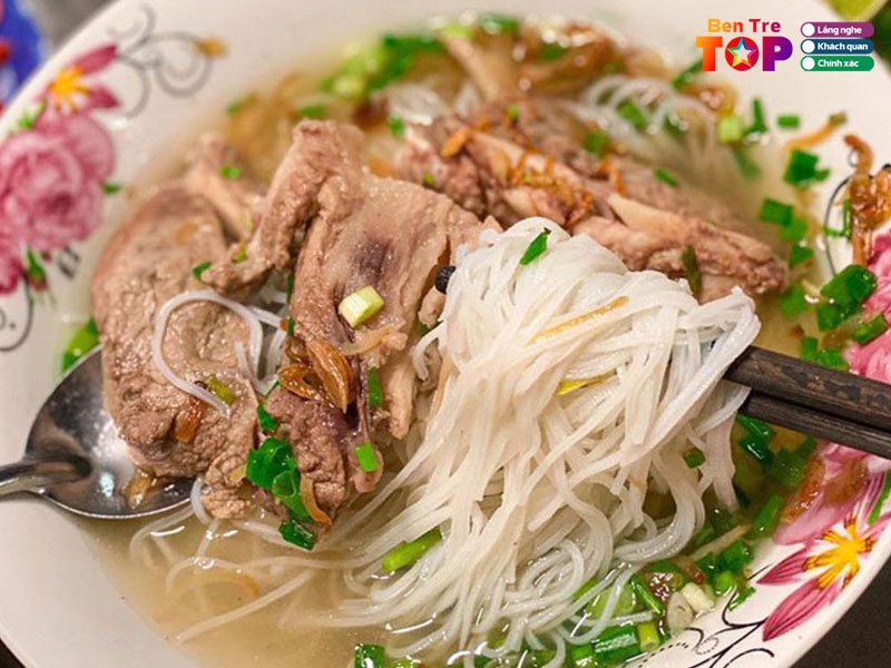 Quan-hu-tieu-co-thoa-bentretoplist