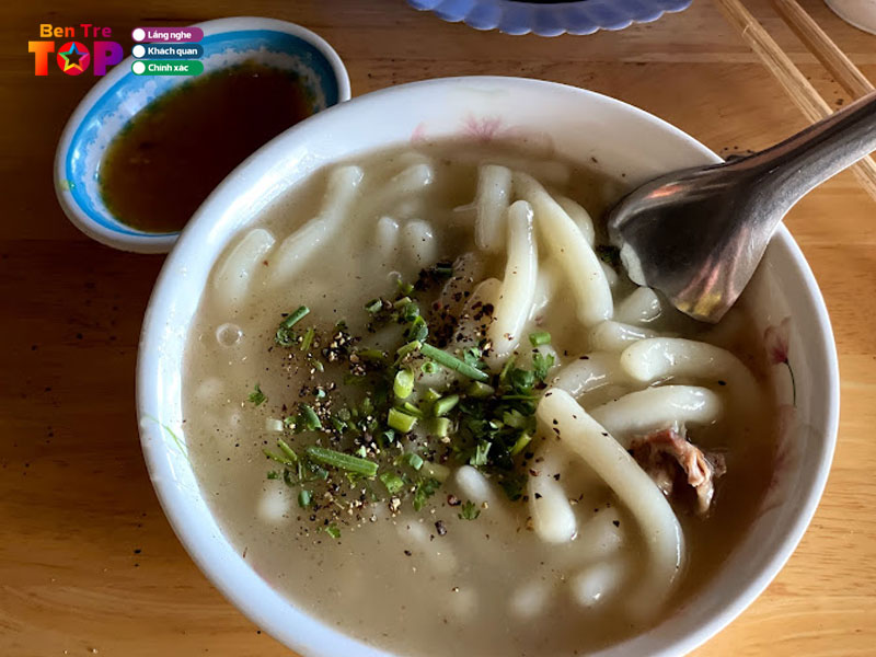 Banh-canh-bot-xat-vit-bentretoplist