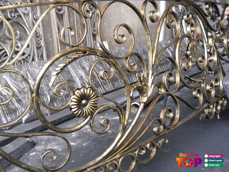 Cong-sat-nhom-kinh-phuc-thanh-bentretoplist