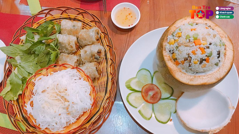 Top-5-dia-diem-thuong-thuc-com-dua-ben-tre-ngon-dung-dieu