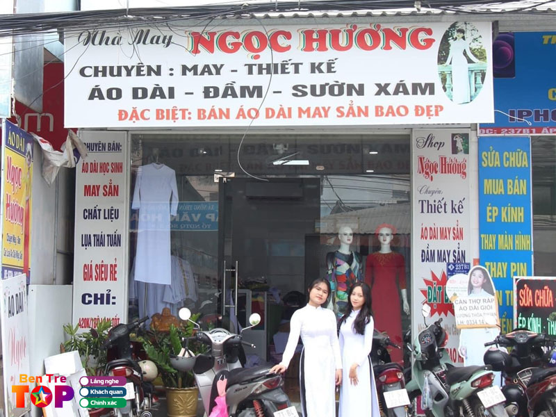 Ao-dai-ngoc-huong-bentretoplist