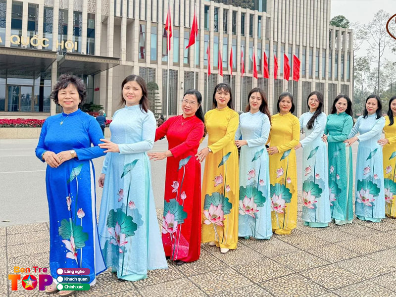 Ao-dai-thai-tuan-bentretoplist
