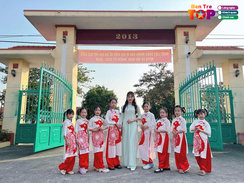 Trang-phuc-bieu-dien-kim-ngan-bentretoplist