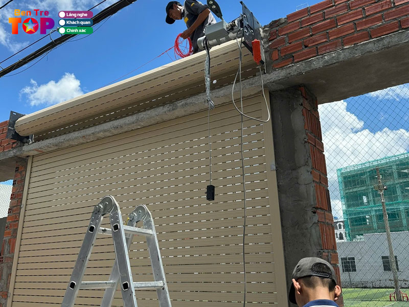 Cong-ty-htdoor-bentretoplist