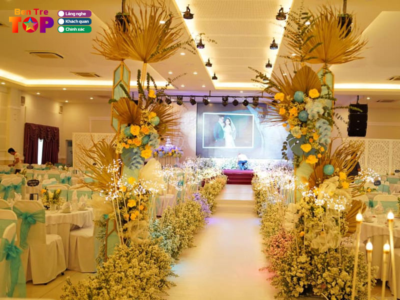 Nha-hang-tiec-cuoi-minh-chau-bentretoplist