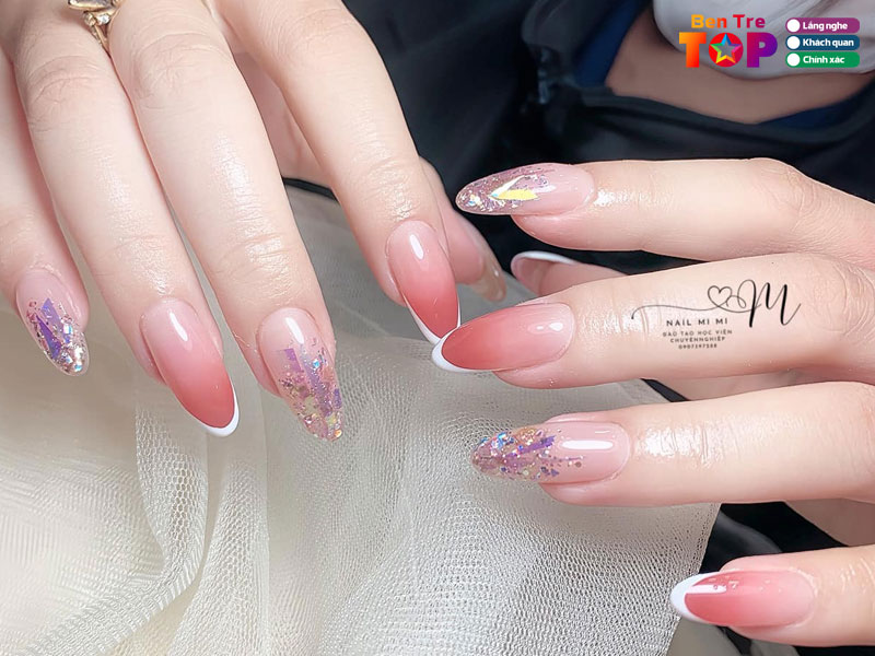 Nails-mi-mi-bentretoplist