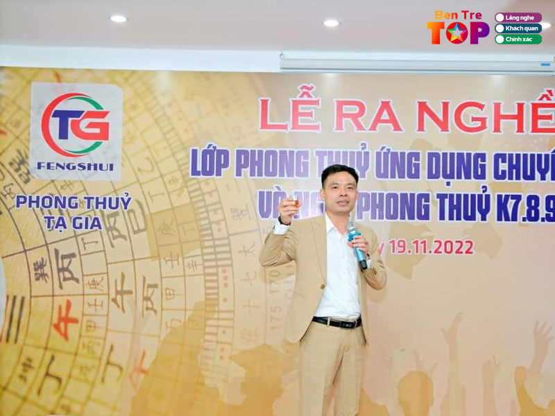 Chuyen-gia-phong-thuy-ta-hau-bentretoplist