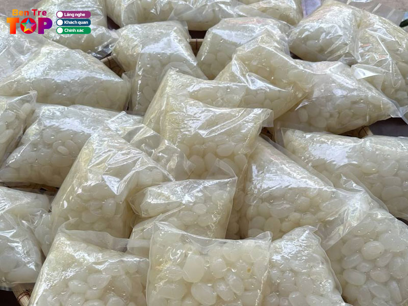 Hat-dac-ngoc-doan-bentretoplist