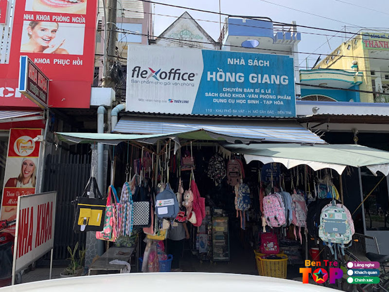 Nha-sach-hong-giang-dia-chi-ban-ban-co-tuong-o-ben-tre-chat-luong-bentretoplist