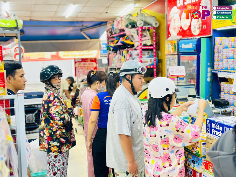 Cua-hang-me-va-be-jerry-bentretoplist