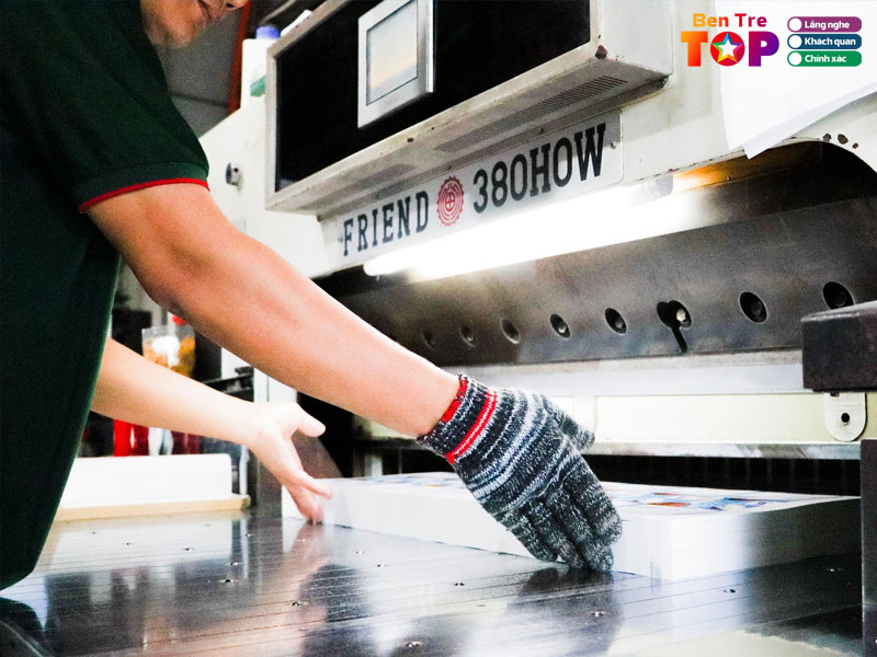 In-hung-phu-bentretoplist