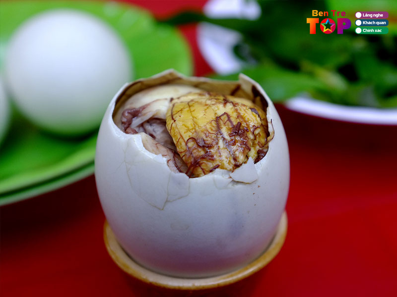 Tiem-hot-vit-lon-vy-hoa-phat-bentretoplist