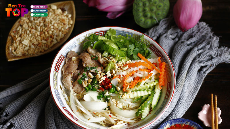 Top-5-quan-bun-thit-xao-tai-ben-tre-ngon-de-me-bentretoplist