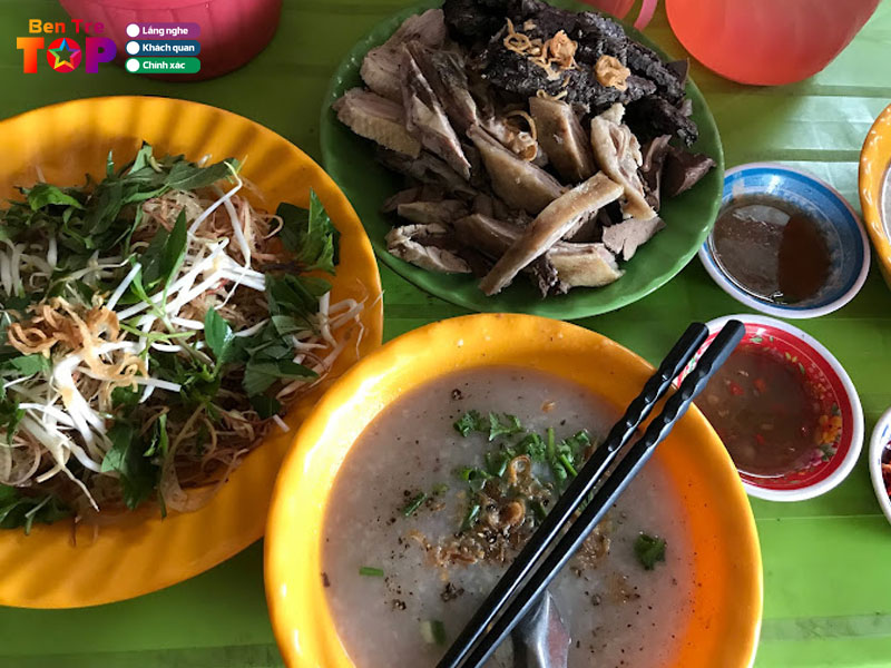 Chao-vit-doan-hoang-minh-bentretoplist