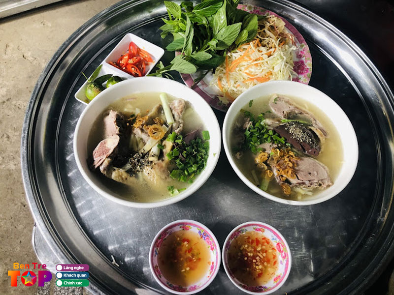 Chao-vit-yen-thanh-bentretoplist