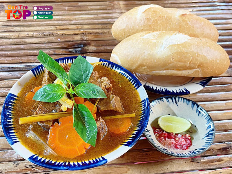 Com-nieu-nghi-quan-bentretoplist