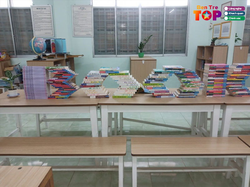 Thu-vien-truong-tieu-hoc-1-bentretoplist