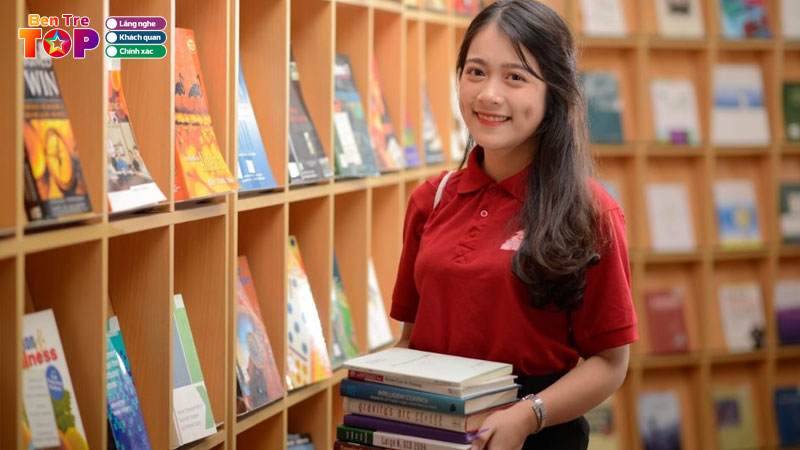 Top-3-thu-vien-o-ben-tre-rong-rai-yen-tinh-voi-nhieu-dau-sach-hay-bentretoplist