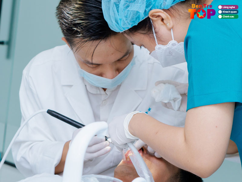 Nha-khoa-ador-bentretoplist