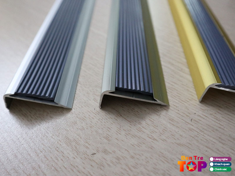 Tong-kho-phao-chi-noi-that-nguyen-sang-bentretoplist