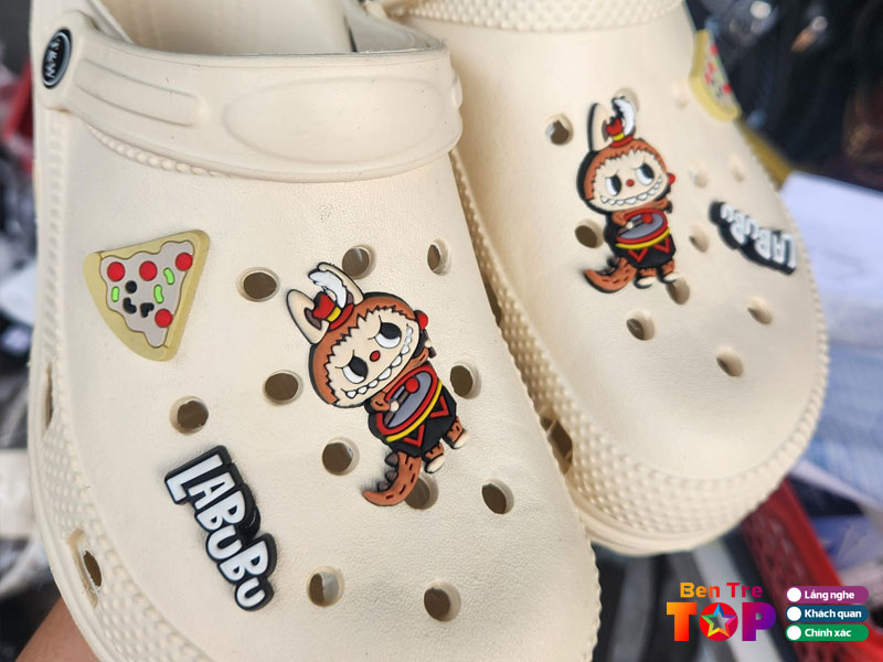 Cua-hang-giay-dep-cam-son-bentretoplist