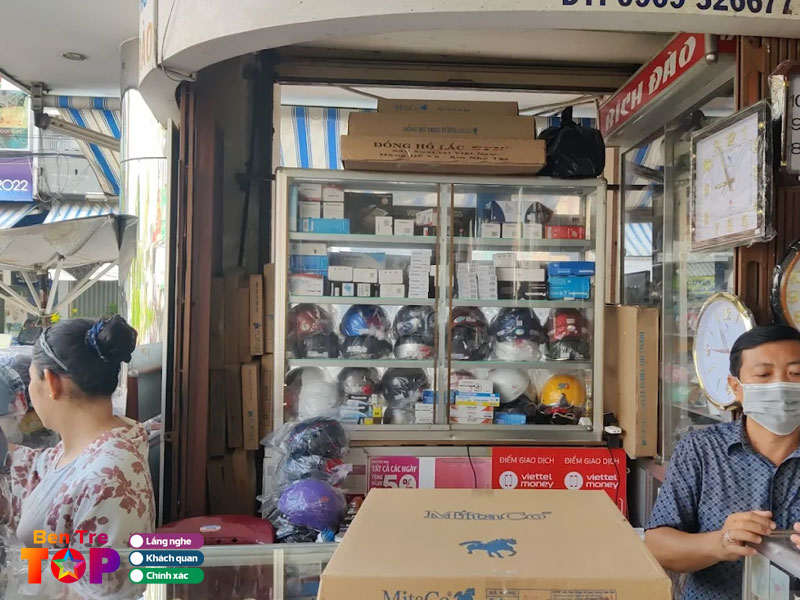 Cua-hang-dong-ho-bich-dao-1-bentretoplist