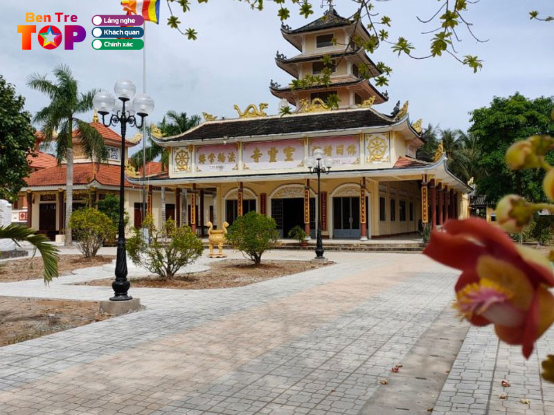 Doi-net-ve-chua-tuyen-linh-o-ben-tre-bentretoplist