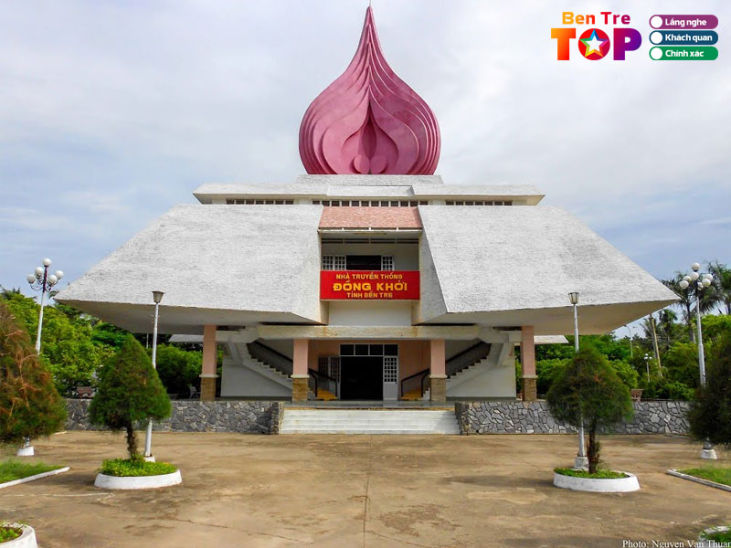 Gioi-thieu-ve-khu-di-tich-dong-khoi-ben-tre-bentretoplist