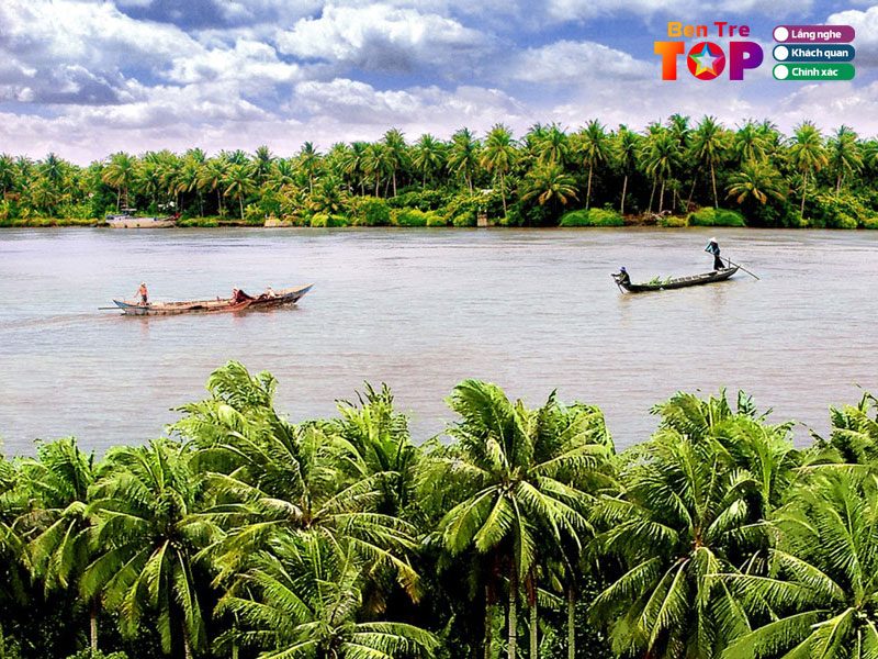 Lang-nghe-truyen-thong-dac-sac-bentretoplist