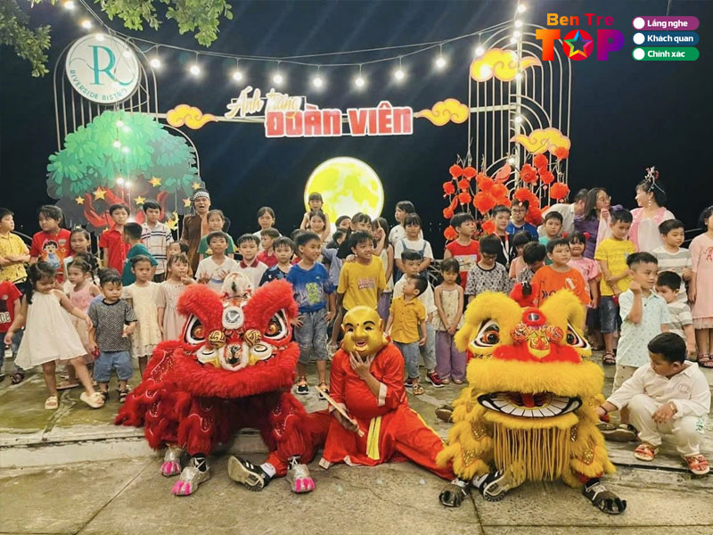 Doan-nghe-thuat-lan-su-rong-phuc-anh-duong-bentretoplist