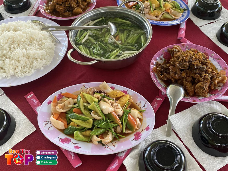 Khu-du-lich-sinh-thai-vuon-que-ta-bentretoplist