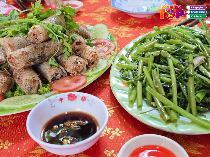 Quan-nhau-san-vuon-nam-ha-bentretoplist