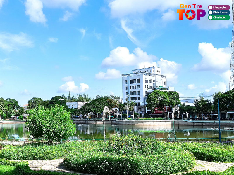 Ho-truc-giang-bentretoplist