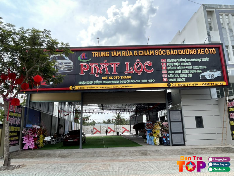 Trung-tam-rua-va-cham-soc-xe-bao-duong-xe-o-to-phat-loc-bentretoplist